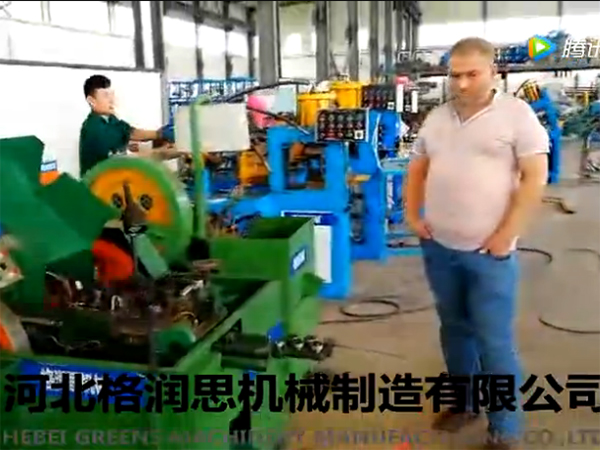 塔吉克斯坦客戶來廠考察打頭機(jī)